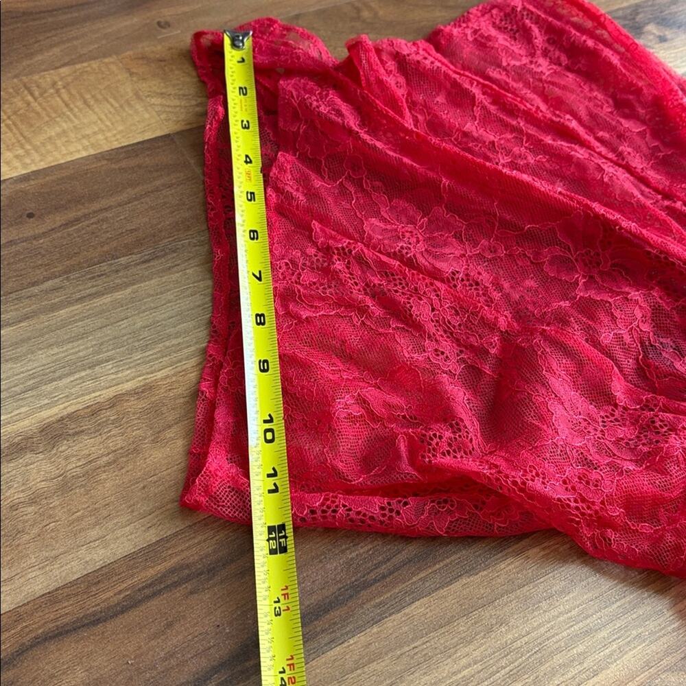 Victoria's Secret Woman’s Size S Red Lace Chemise - Picture 15 of 16